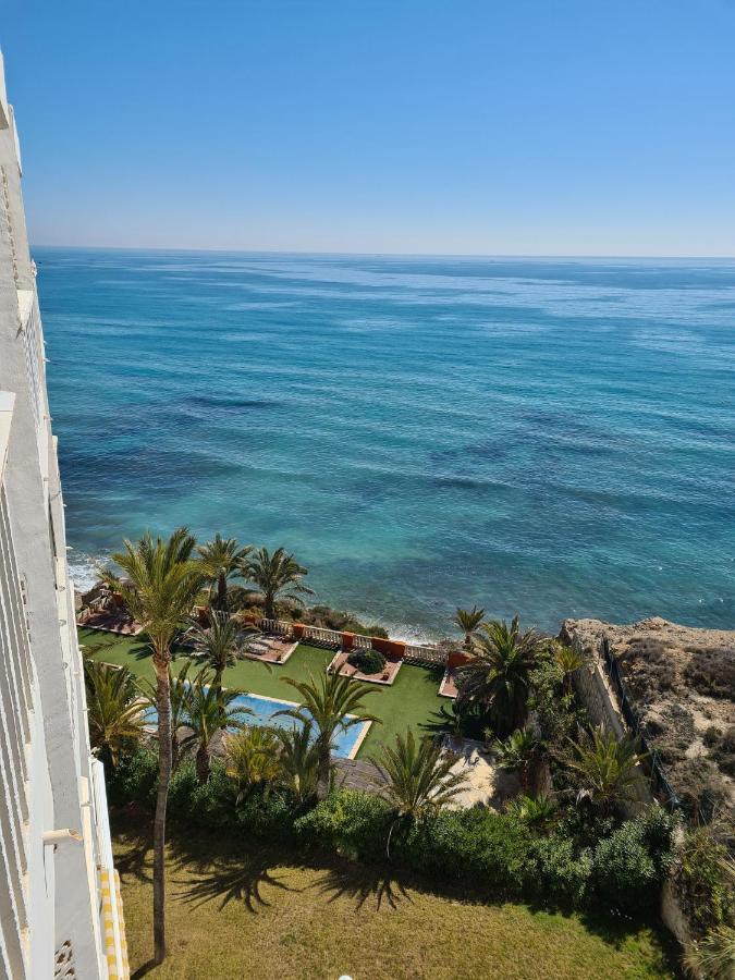 Room In Apartment - 1St Line Top Floor Apartment Carrer del Mar Екстер'єр фото