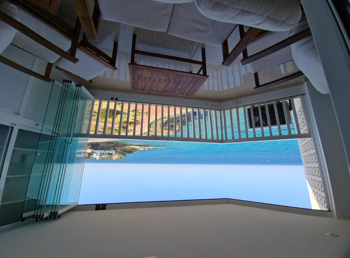 Room In Apartment - 1St Line Top Floor Apartment Carrer del Mar Екстер'єр фото